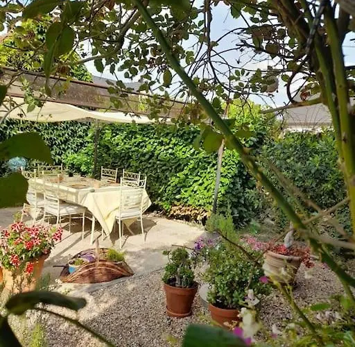 La Closerie De Charme Pres De Giverny Holiday home *